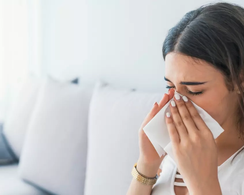 Rinite allergica o raffreddore? I test allergologici per capirlo